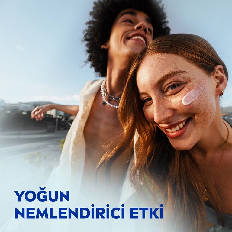 14000359 Nivea 75 Ml Soft Nemlendirici Jojoba Yağı Bakım Kremi