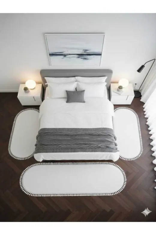 ALTUN CARPET YATAKHUGYUFTY 3Lü Kar Beyaz Modern Post Pelüş Kaymaz Ponpon Saçaklı Yatak Odası Takımı 2 Adet 80*150 1 Adet 80*300