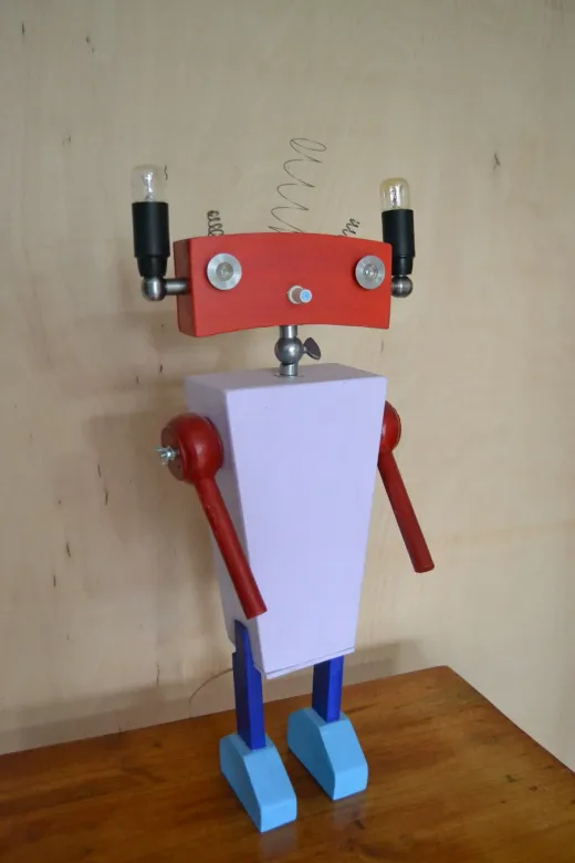 burefe DT-02014 "robot" Lamba
