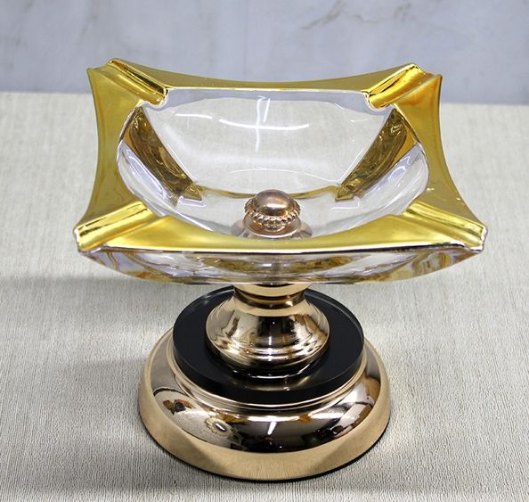 Diğer 112842612 Metal Ayaklı Cam Küllük Alk4881