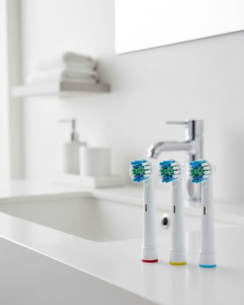 Diğer TRİTHLTUCZZZDÖRTLÜDİŞFIRÇASI-1-BLNCCC Hassas Diş Etleri İçin Uyumlu Yedek Diş Fırçası Başlığı