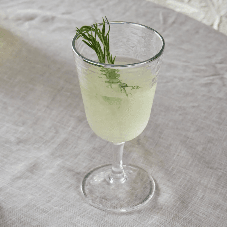 Karaca fugfıyuryt Akroma Transparent Kadeh 360 Ml Platin