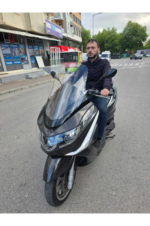 Piaggio X10 Ön Cam 2011-2017 Model 73cm Şeffaf Renkli 4mm