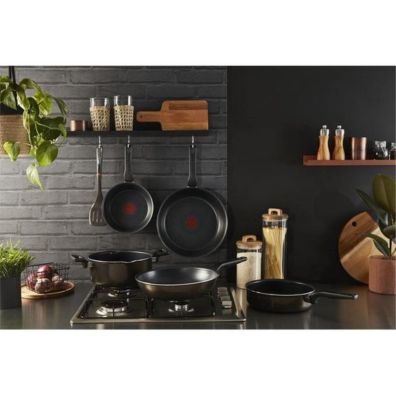 TEFAL 184990x Titanyum 2X Xl Force Difüzyon Tabanlı Tava - 24 Cm