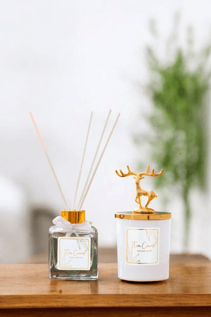 Tiem Concept 2021154-1 Geyik Başlıklı Gold Detaylı Çubuklu Oda Kokusu 100 Ml Ve Beyaz Bardak Mum Seti