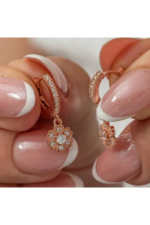 Toptan Bulurum YG-090212T8852 Gümüş Sallantılı Rose Minimal Çiçek Kadın Küpe