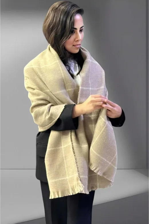 UTŞ152550 Kadın İnce Çizgili Yumuşak Dokulu Omuz Şalı Atkı ( 70Cm X 180Cm )