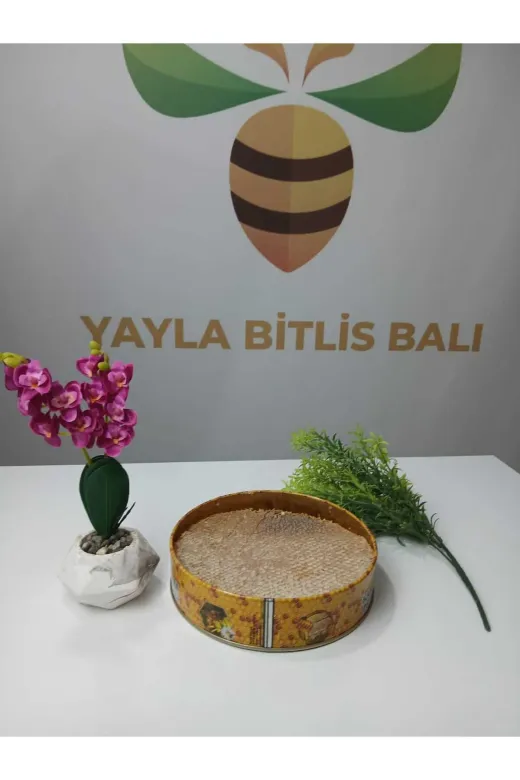 YAYLA BİTLİS BALI YAYLA004 Hakiki Karakovan Petek Bal Doğal Yayla Bali Organik Karakovan Bali ( 1000Gr - 1300 )Gr