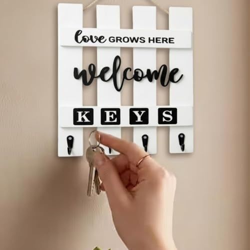Diğer 128861162 Ahşap Anahtar Askılığı, Beyaz, Duvar Montajlı, Farmhouse Tarzı, ' Grows Here Welcome' Yazılı, 4 Kancalı