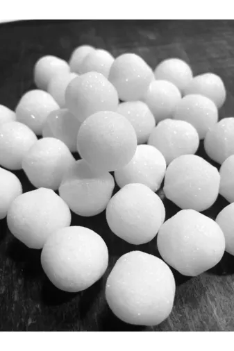 Ermiya 86911964108 1,5 Kğ Bilye Misket Naftalin Tablet Pisuvar Ve Wc Koku Giderici Tablet