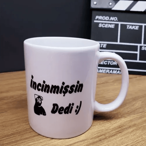 ETT 562741423739 İncinmişsin Dedi Tasarımlı Kupa Bardak