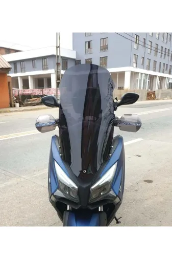 Kymco Xtown CT 250 Ön Cam 2020-2026 Model 83cm Siyah Renkli 4mm yoktur