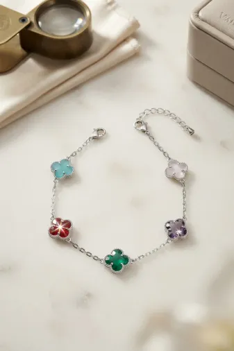 Renkli Kristal Taşlı Gümüş Renk Yonca Model Kadın Bileklik TJ-BB8854