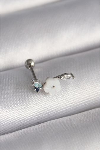 Shopping Store PR1357-BLNC 316L Çelik Gümüş Renk Zirkon Taş Detay Beyaz Çiçek Model Tragus Piercing